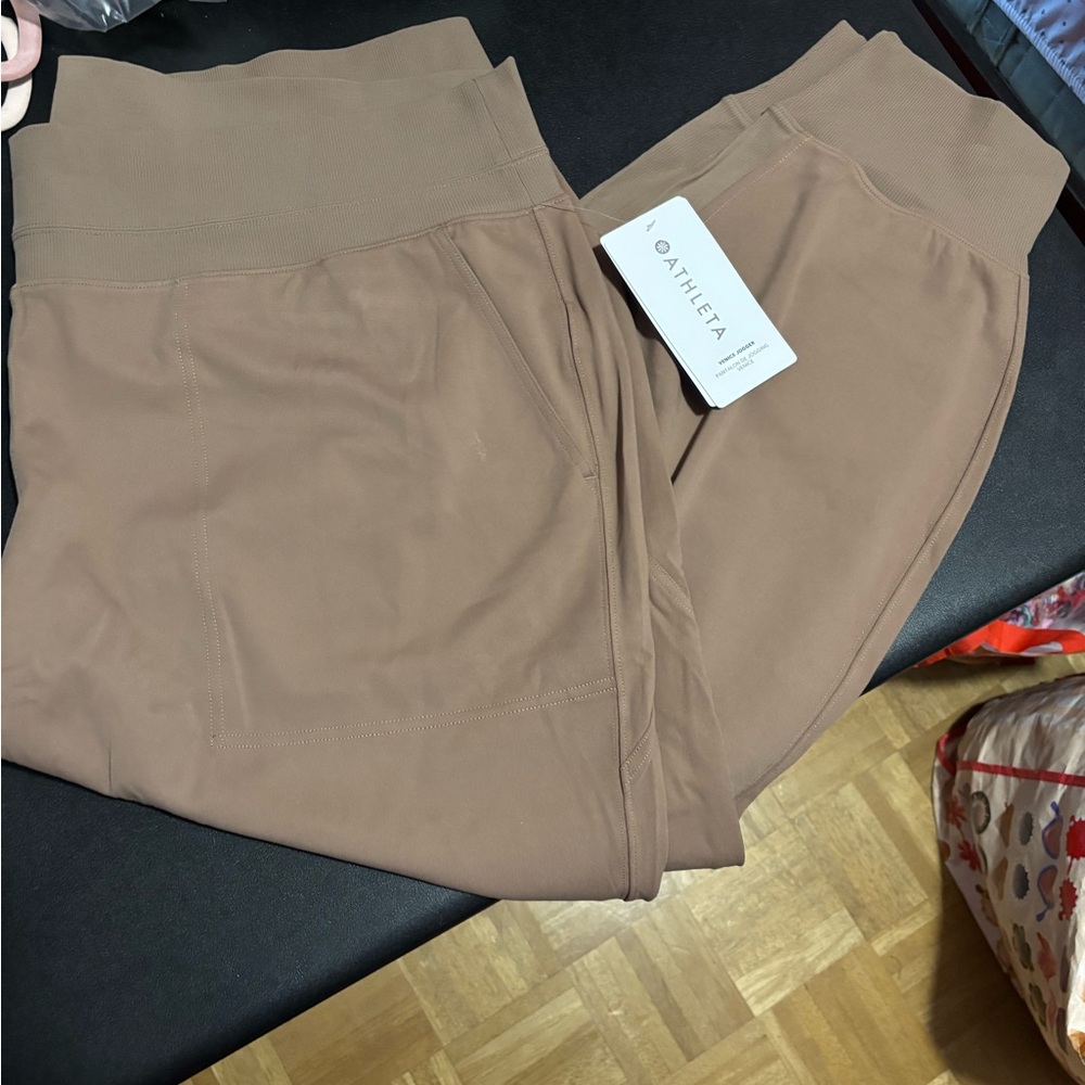 Athleta venice joggers